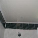 Правила выбора материалов для отделки потолка ванной комнаты